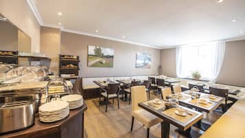Daily buffet breakfast (EUR 18 per person)
