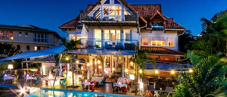 Front of property - evening/night