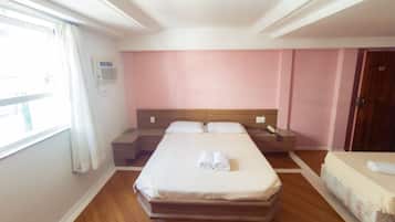 Quarto Familia | Frigobar, cofres nos quartos, escrivaninha, quartos à prova de som