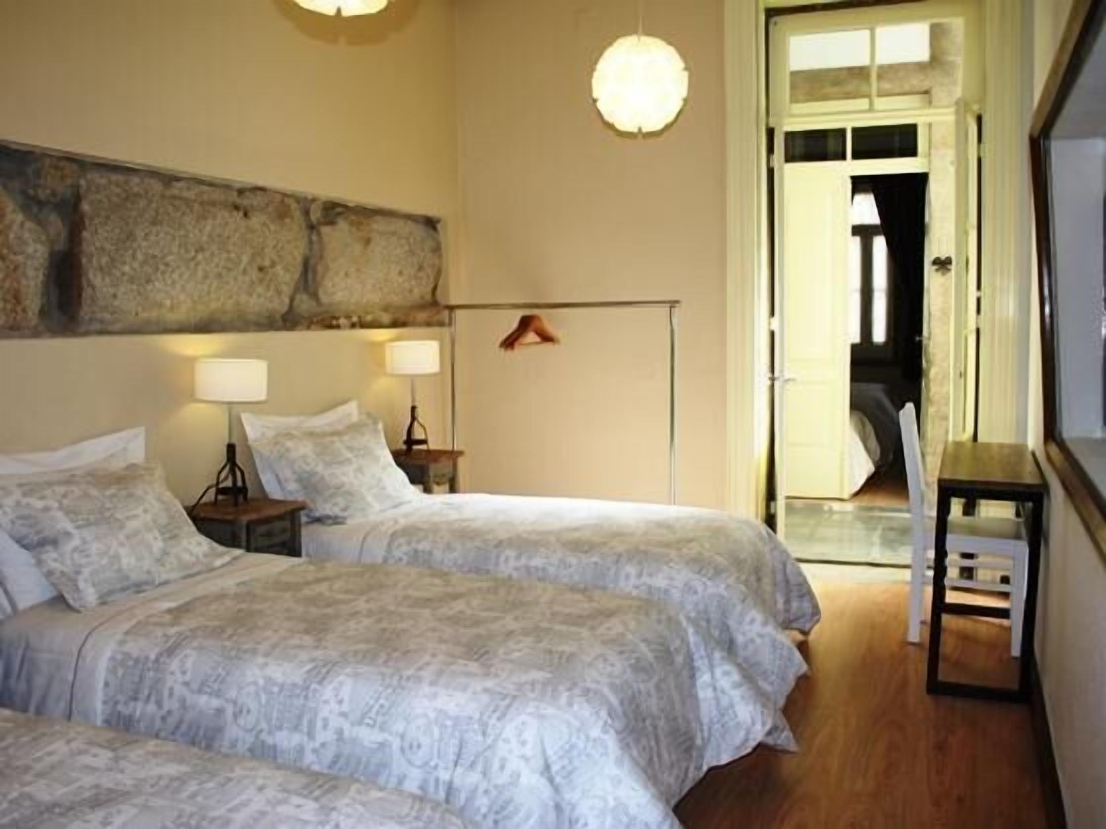 In-room safe, desk, rollaway beds, free WiFi