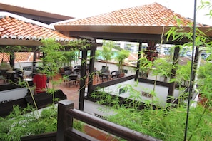 Bar (in der Unterkunft)