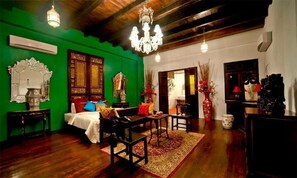 Presidential Suite | Living area | LCD TV - 1881 Chong Tian Hotel (George Town)