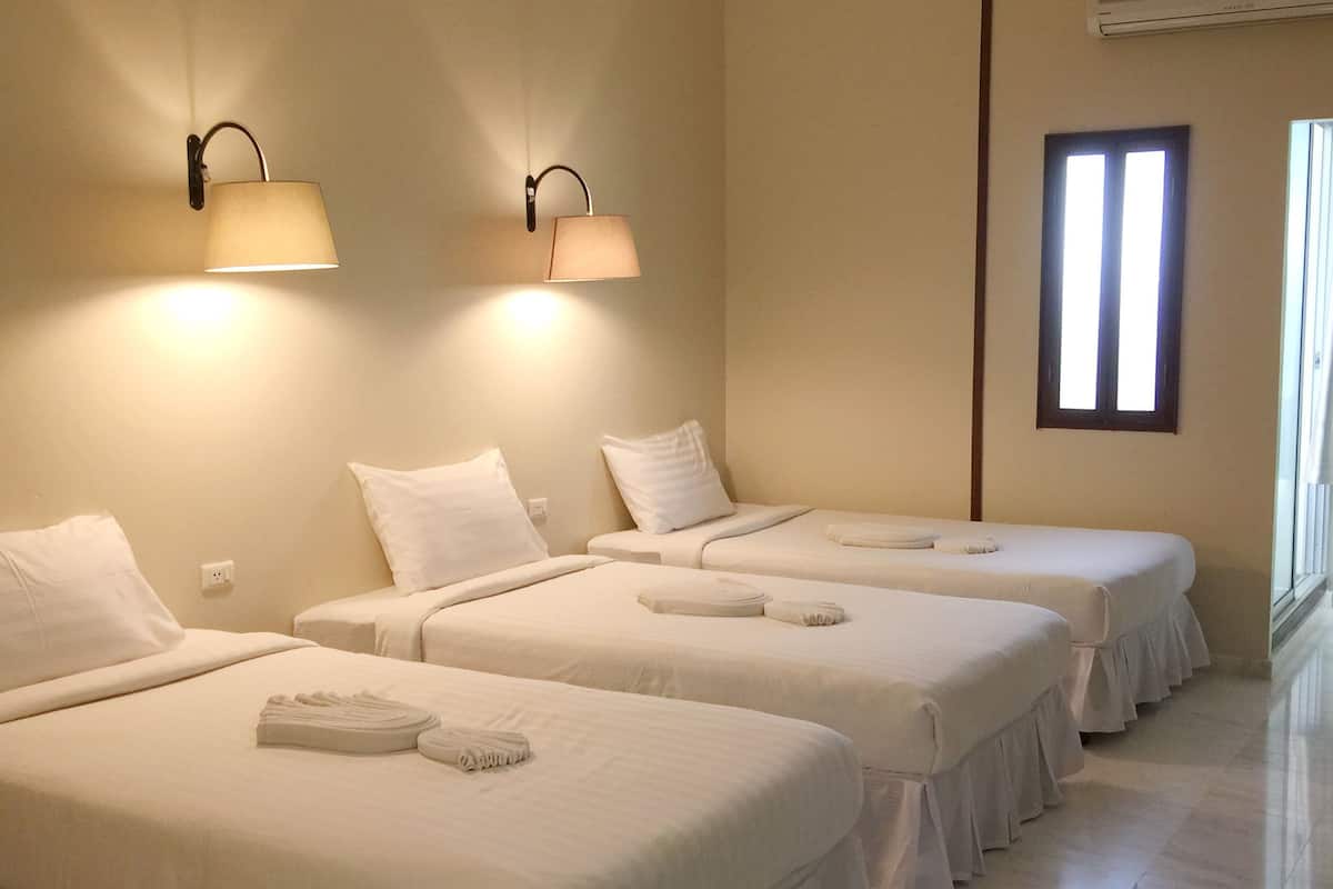 Triple Room | Rollaway beds, free WiFi