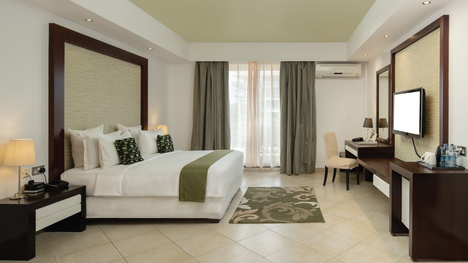 Photo - Peninsula Hotel Dar Es Salaam