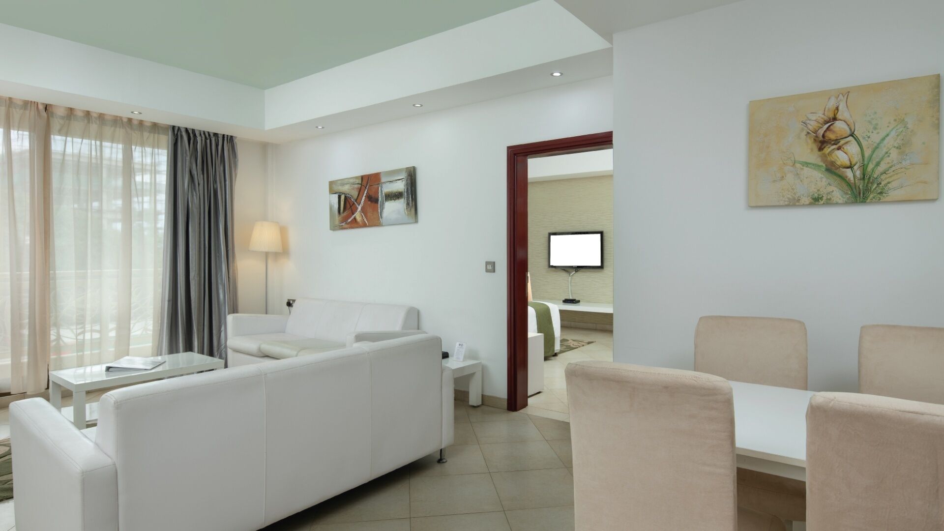 Photo - Peninsula Hotel Dar Es Salaam