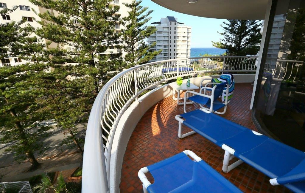 Biarritz Apartments — image 6