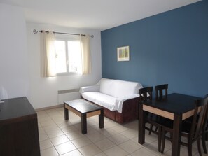 TV, table tennis - Resid’artel Cadarache – ITER (Saint-Paul-Les-Durance)