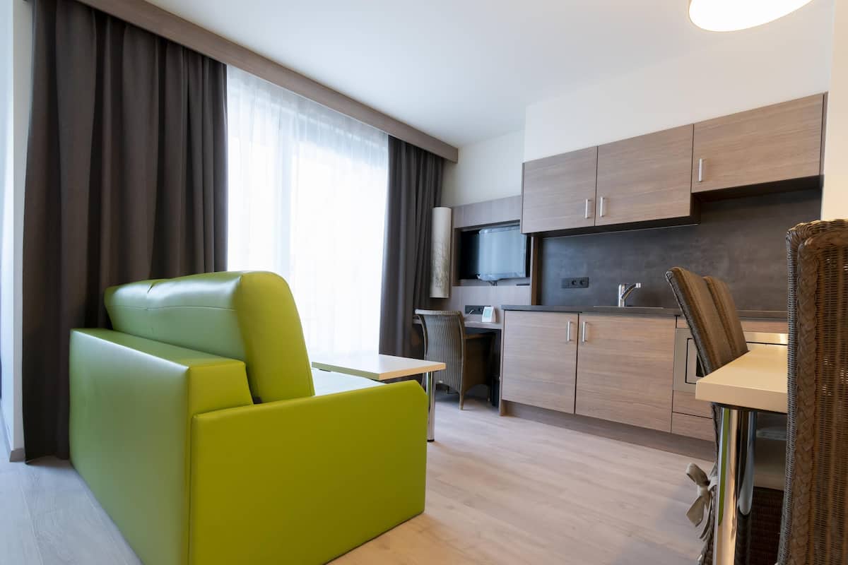 Junior Suite, 1 King Bed with Sofa bed, Balcony