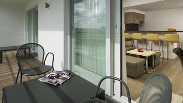 In-room safe, desk, laptop workspace, blackout curtains