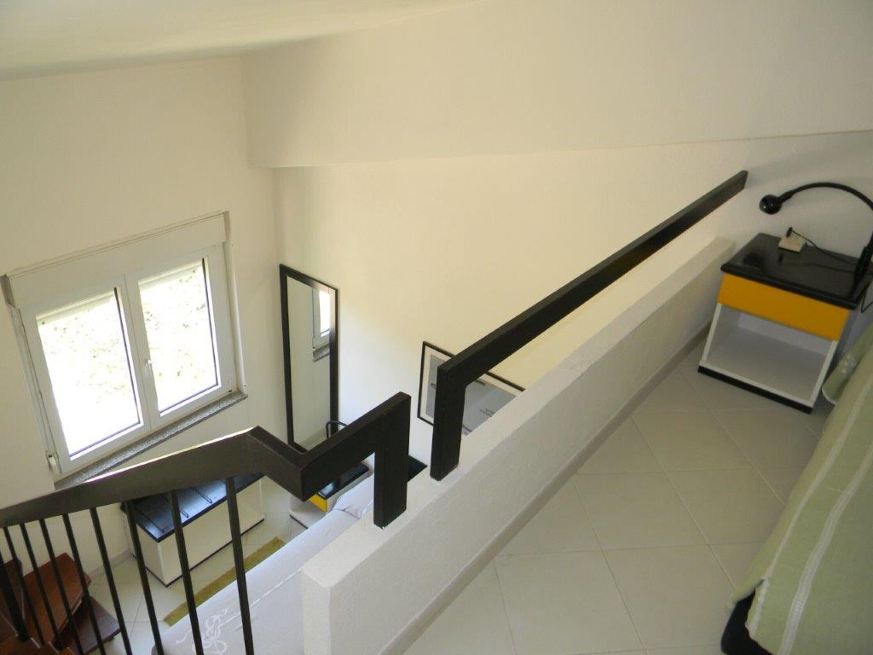 quadruple room | minibar, in-room safe, desk, cots/infant beds