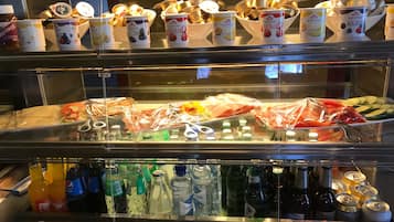 Ilmainen päivittäinen buffetaamiainen