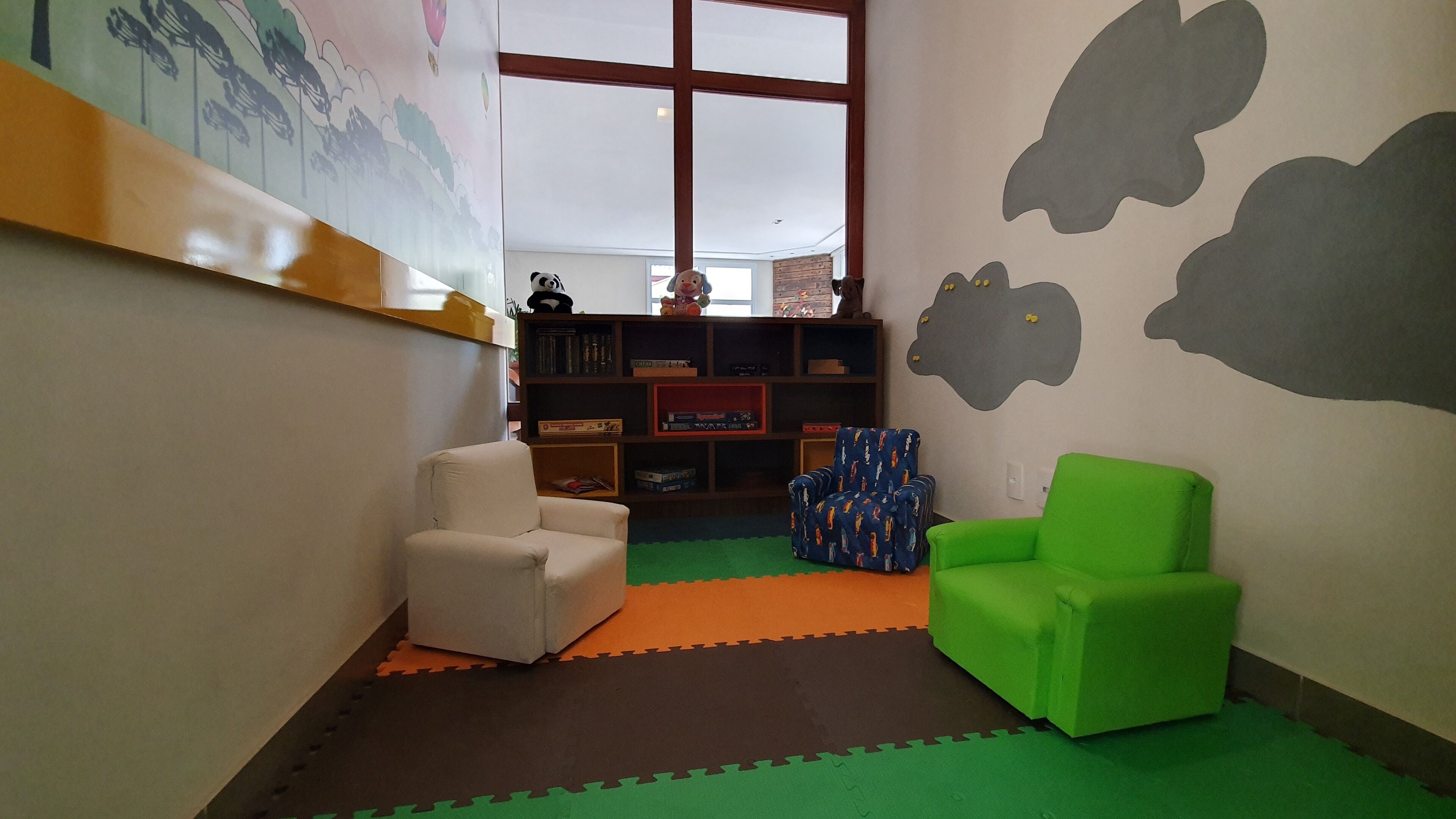 42-inch lcd tv with cable channels, tv