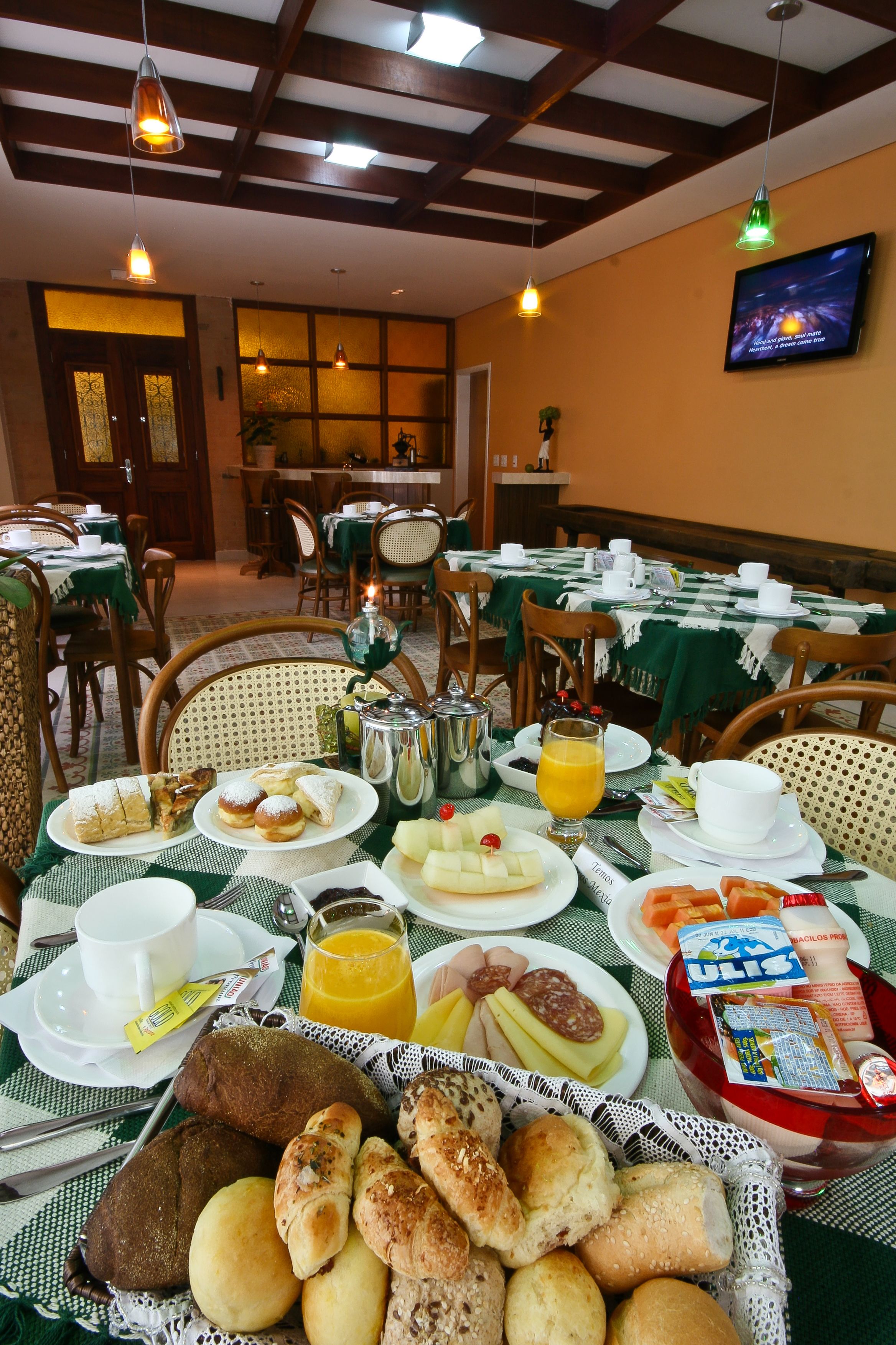 Foto - Pousada Annecy - CAPIVARI Fácil acesso ao centrinho e Baden Bar