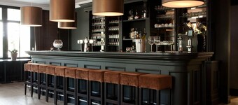 多恩兹赫特弗莱彻餐厅酒店