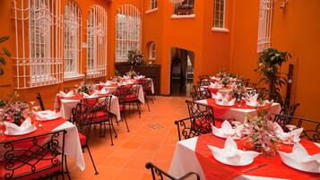 Free daily local cuisine breakfast