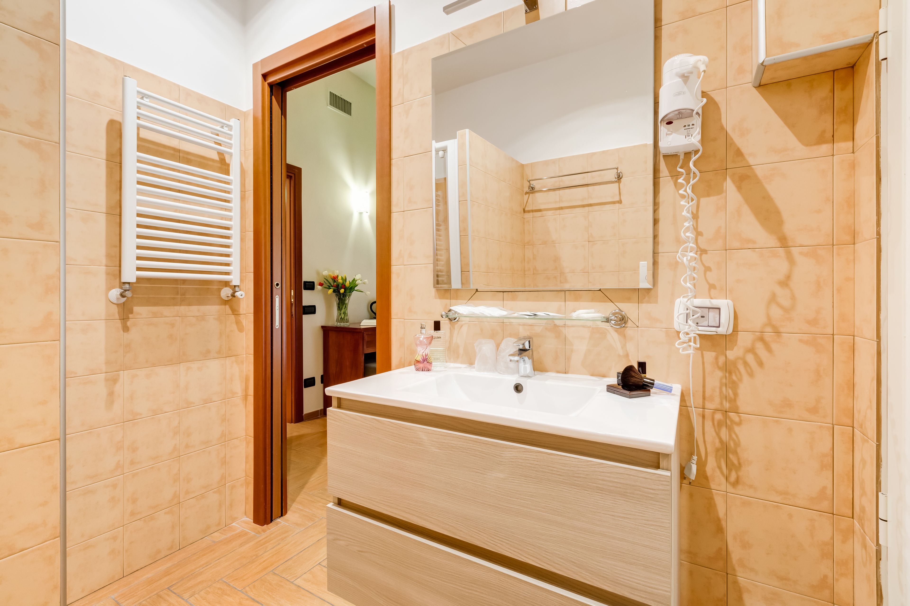 minibar, in-room safe, individually furnished, desk