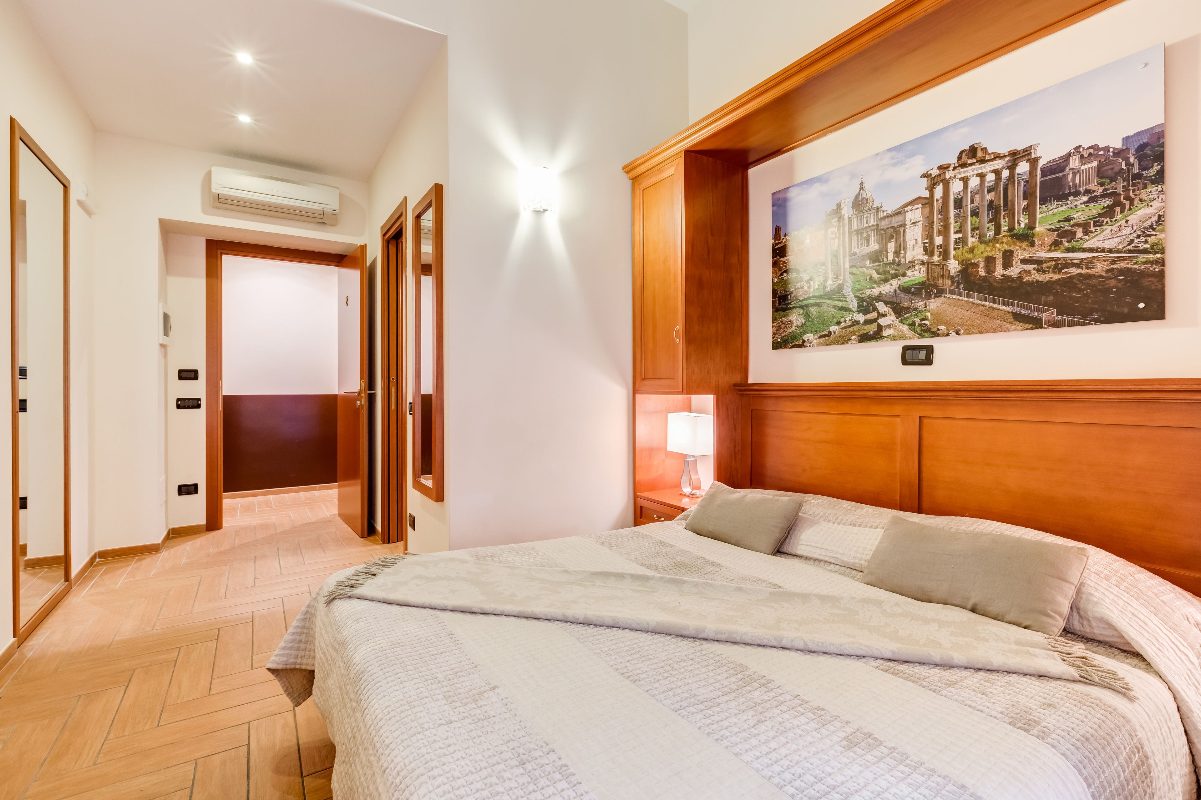 minibar, in-room safe, individually furnished, desk