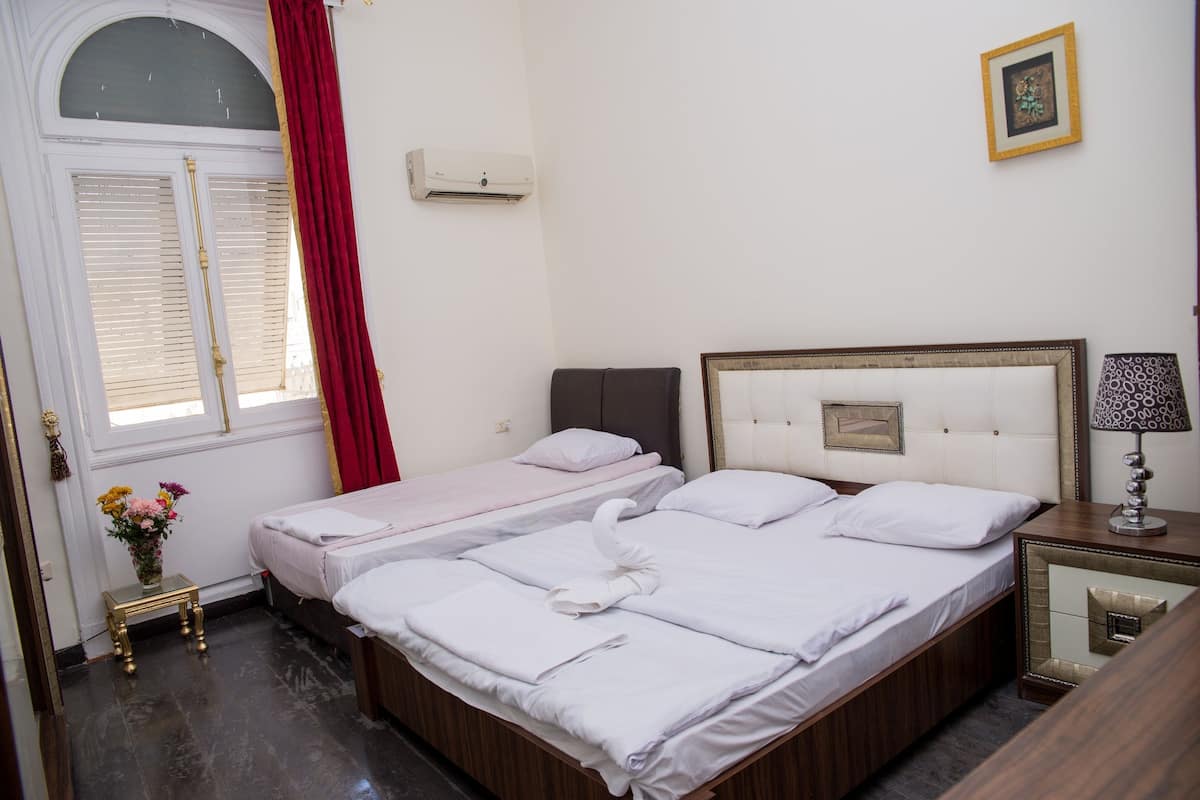Royal Twin with Two Queen Beds