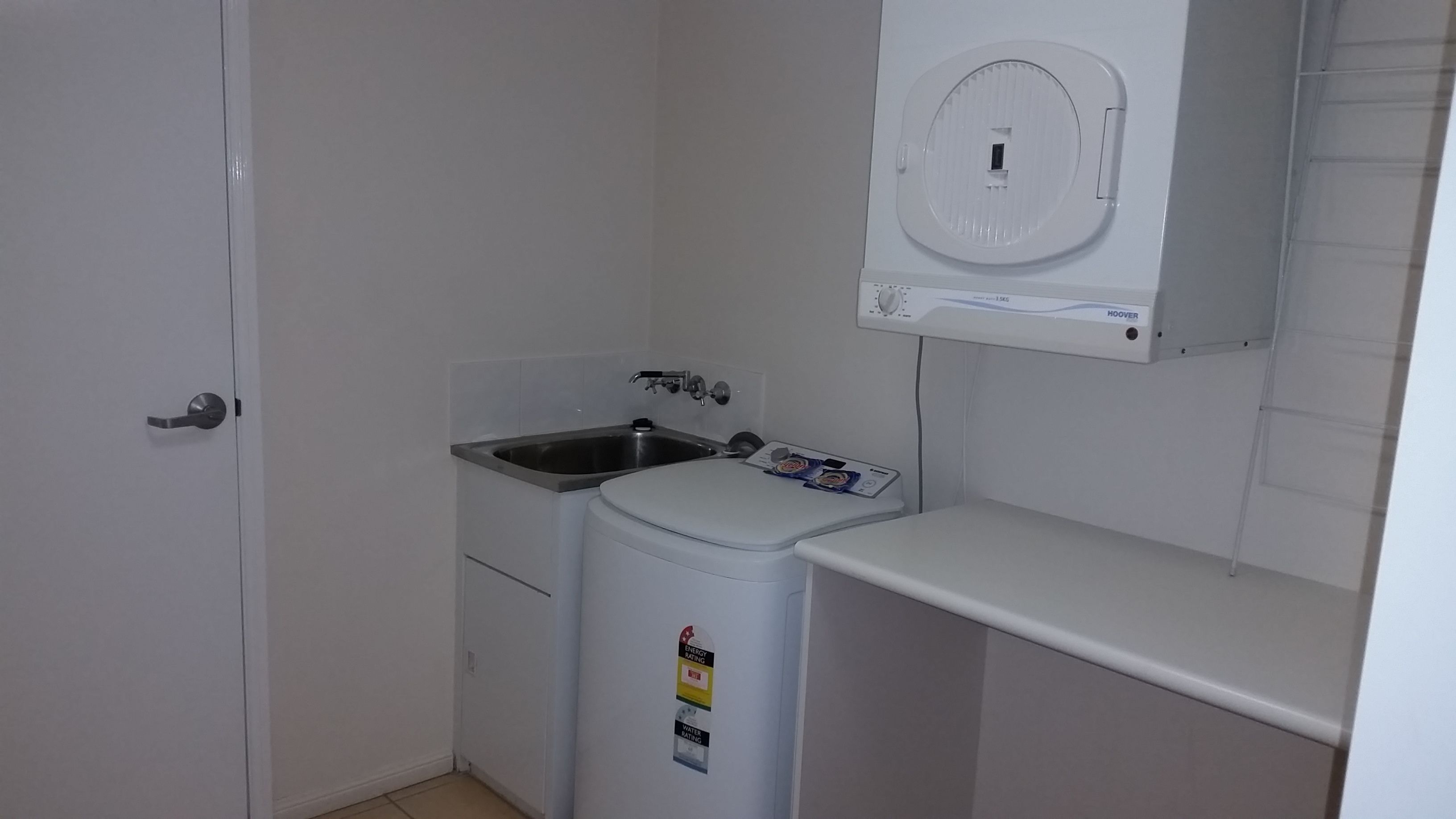 pet friendly - one bedroom apartment with yard  | pillow-top beds, individually decorated, individually furnished, desk