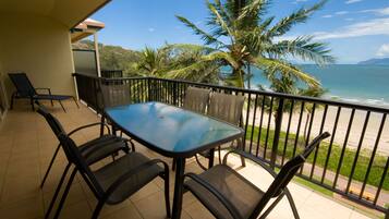 Penthouse Premium, 2 habitaciones, vista a la playa | Balcón