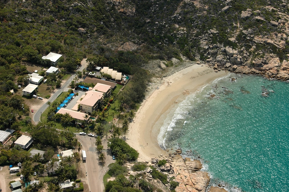 Rose Bay Resort by null