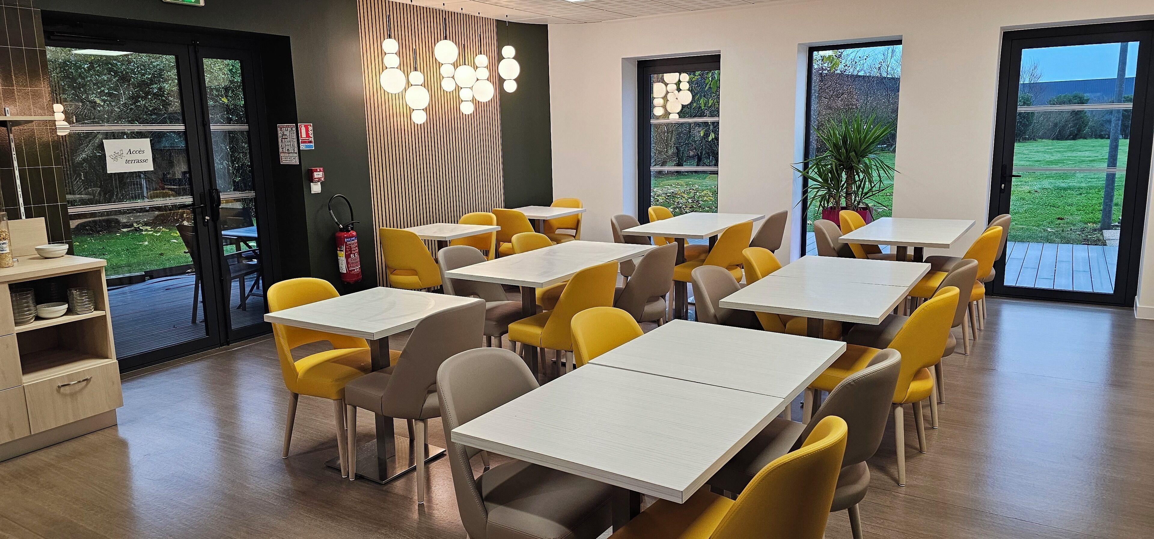 Dagelijks ontbijt voor onderweg (EUR 12 per persoon)