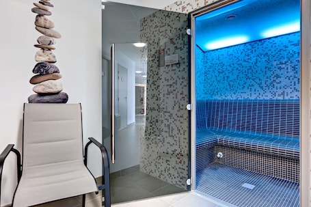 Brit Hotel Vendee Mer