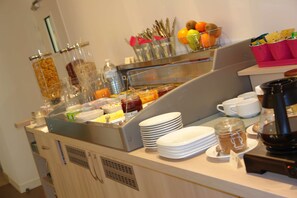 Daily to-go breakfast for a fee - Brit Hotel Vendee Mer (Les Achards)