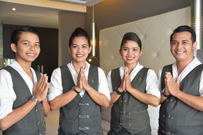 Reception - L Hotel Seminyak (Seminyak)