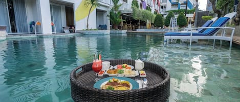Colazione a buffet, servita tutte le mattine (85000 IDR a persona)