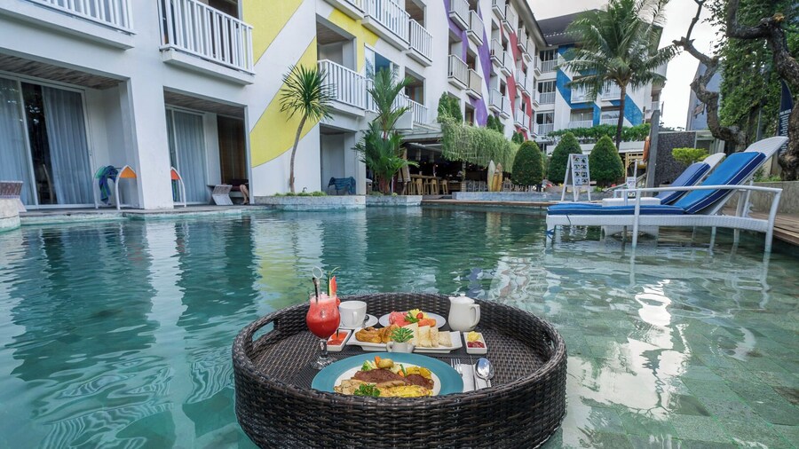 Bliss Surfer Hotel Legian