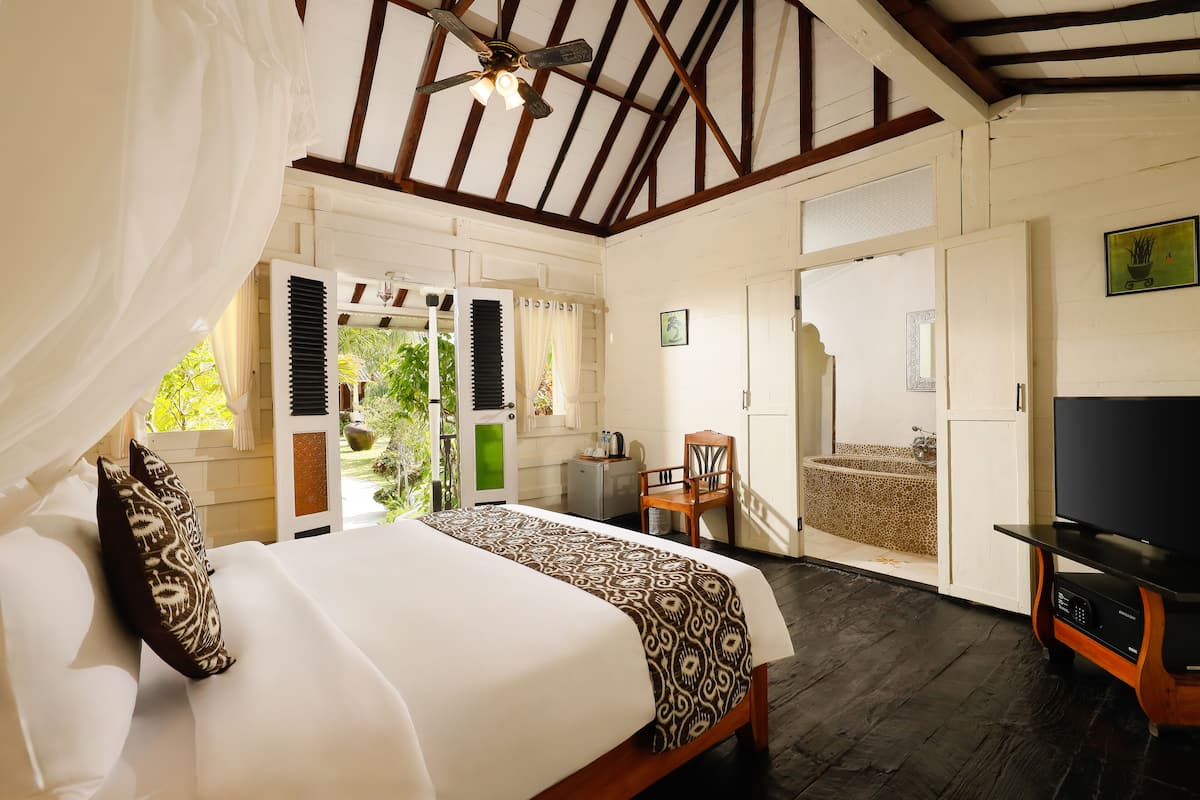 1 Bedroom Cottage Deluxe | 3 bedrooms, premium bedding, minibar, in-room safe