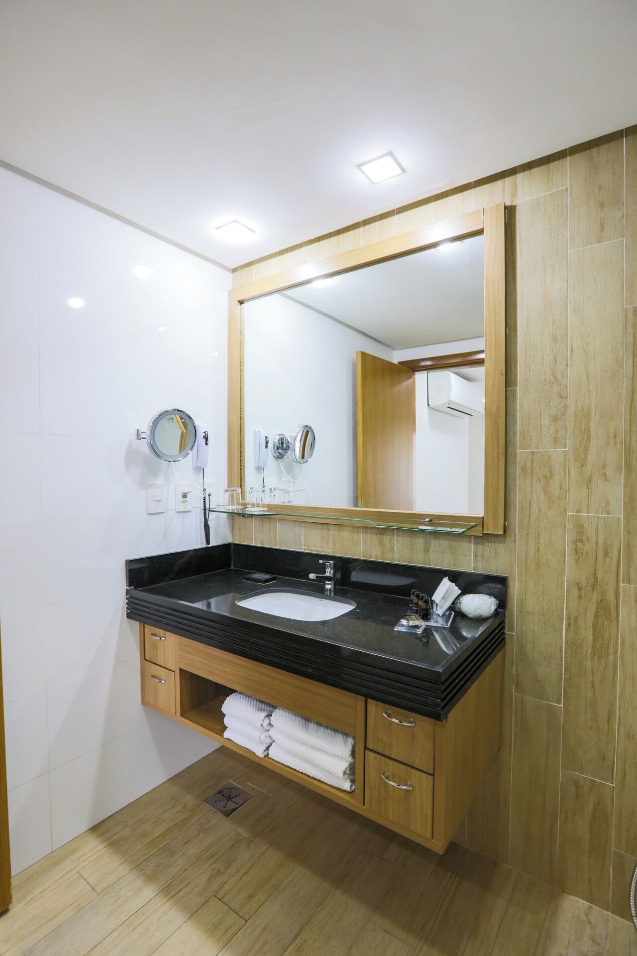 business class | bathroom | shower, hair dryer, towels