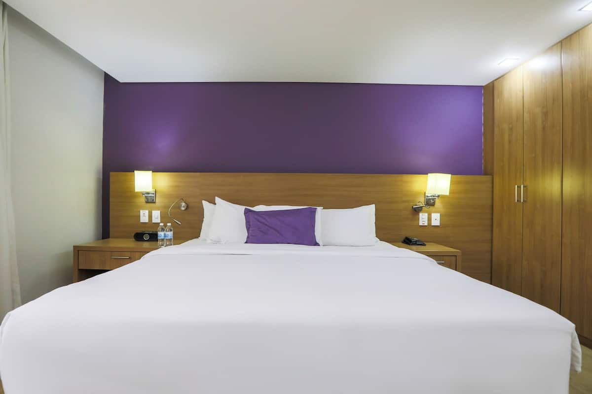 Business Class | 1 chambre, minibar, coffres-forts dans les chambres, bureau