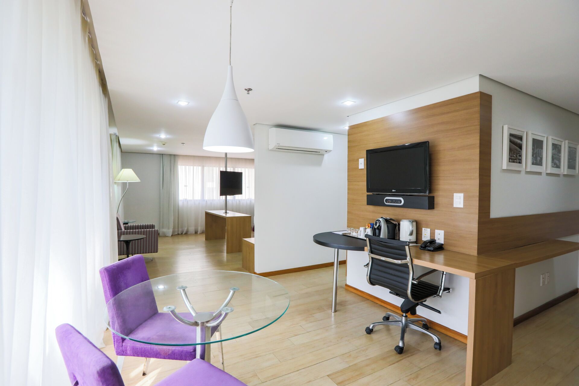 business class | living area | lcd tv