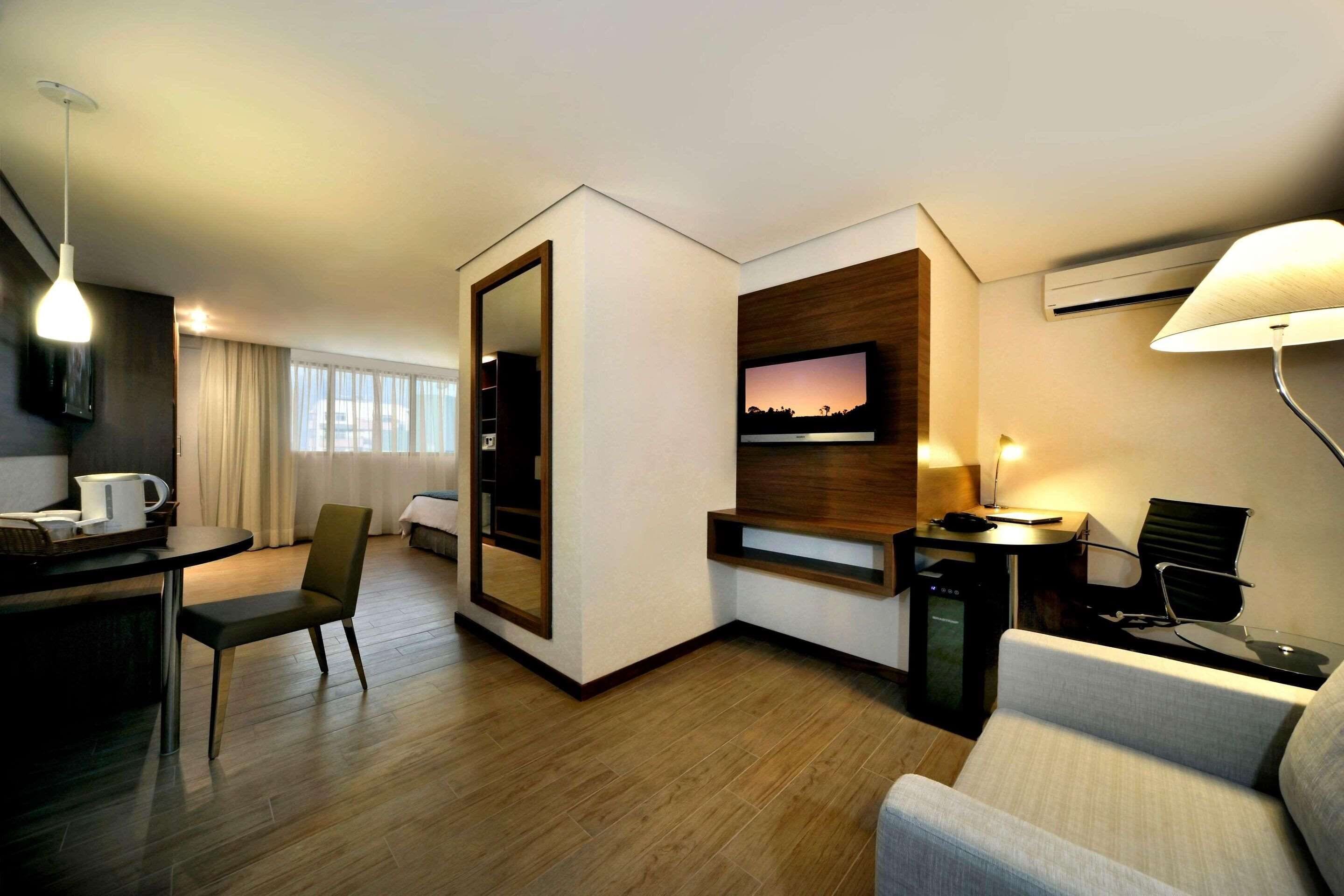 1 bedroom, minibar, in-room safe, desk