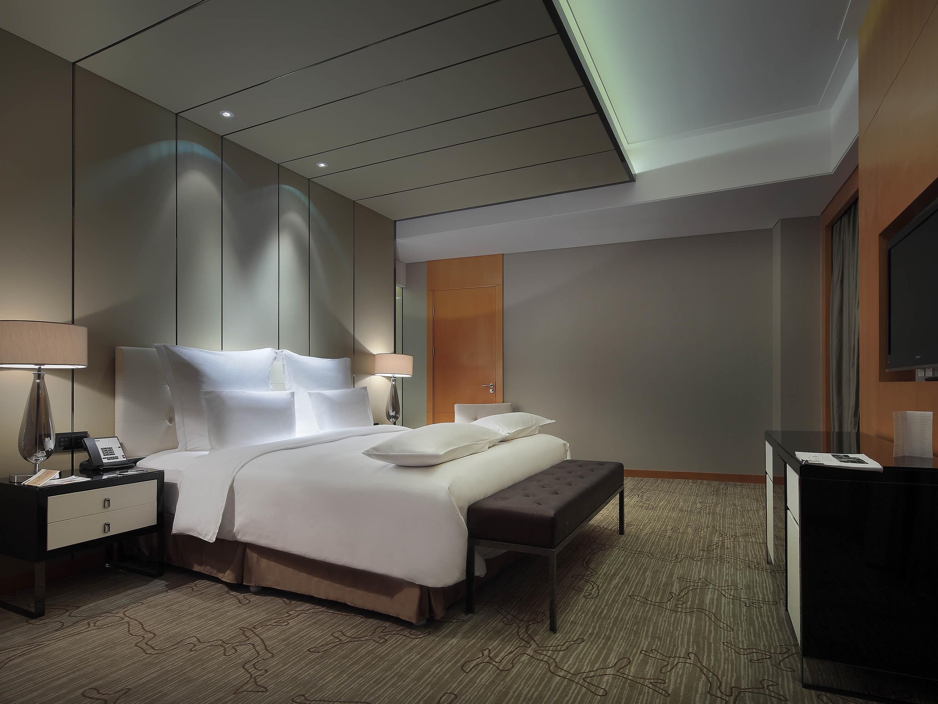 Minibar, in-room safe, soundproofing, iron/ironing board