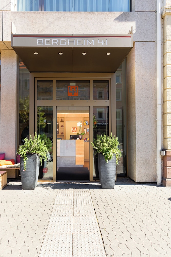 Hotel Bergheim41 by null