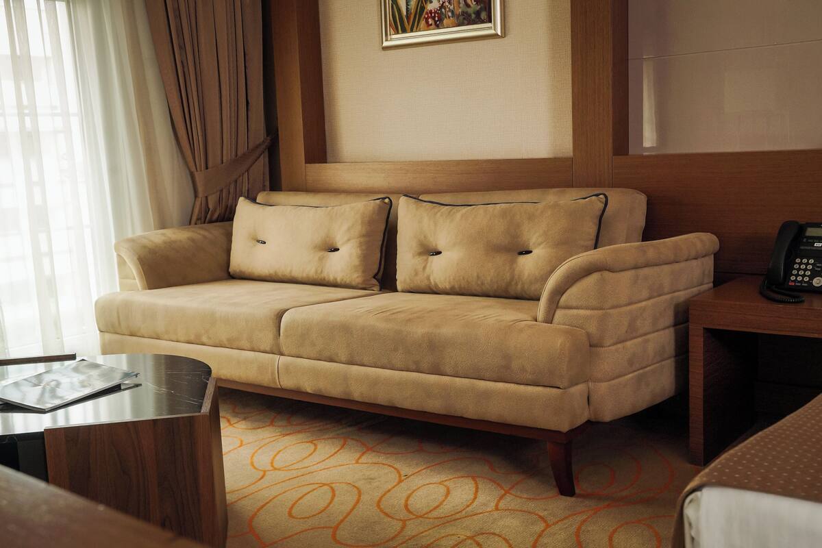 minibar, in-room safe, desk, soundproofing