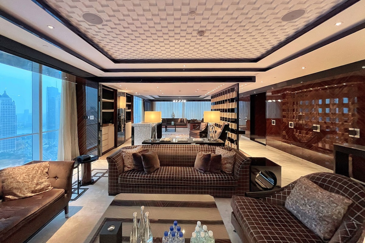Presidential Suite, Multiple Beds, River View (Pearl) | 1 bedroom, premium bedding, down comforters, minibar