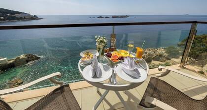 Royal Princess Hotel