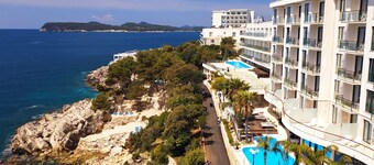 Royal Princess Hotel