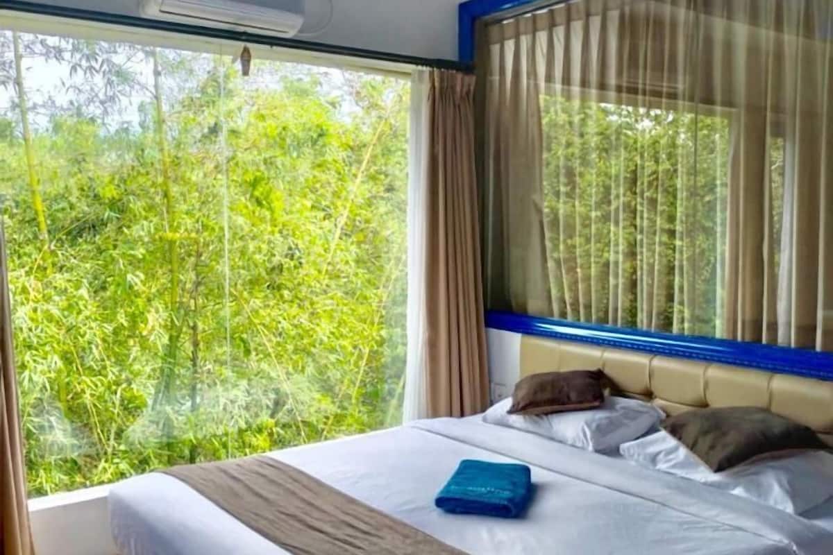 Superior Double or Twin Room, Hill View | In-room safe, free WiFi