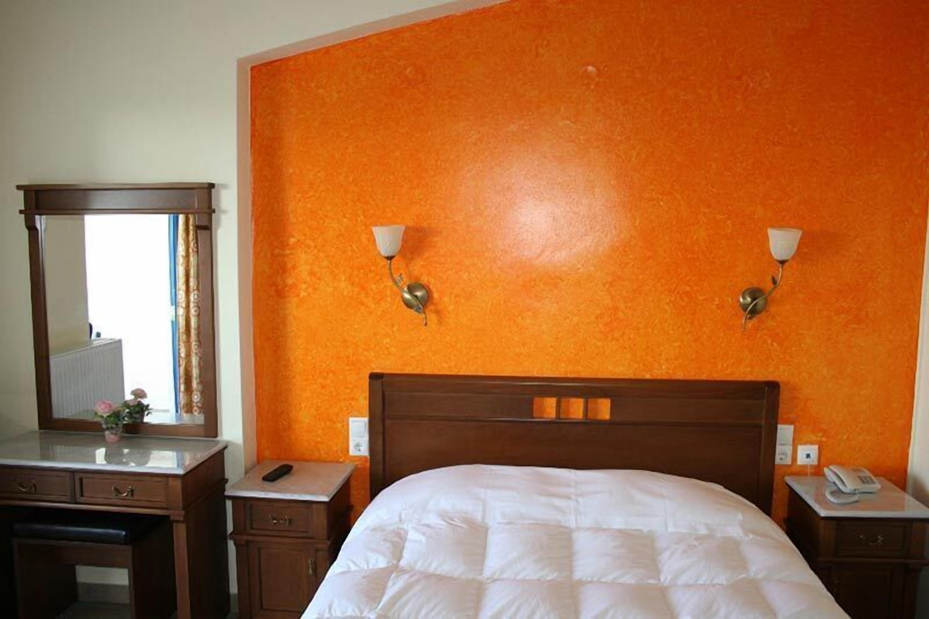 double room, sea view | blackout curtains, soundproofing, iron/ironing board