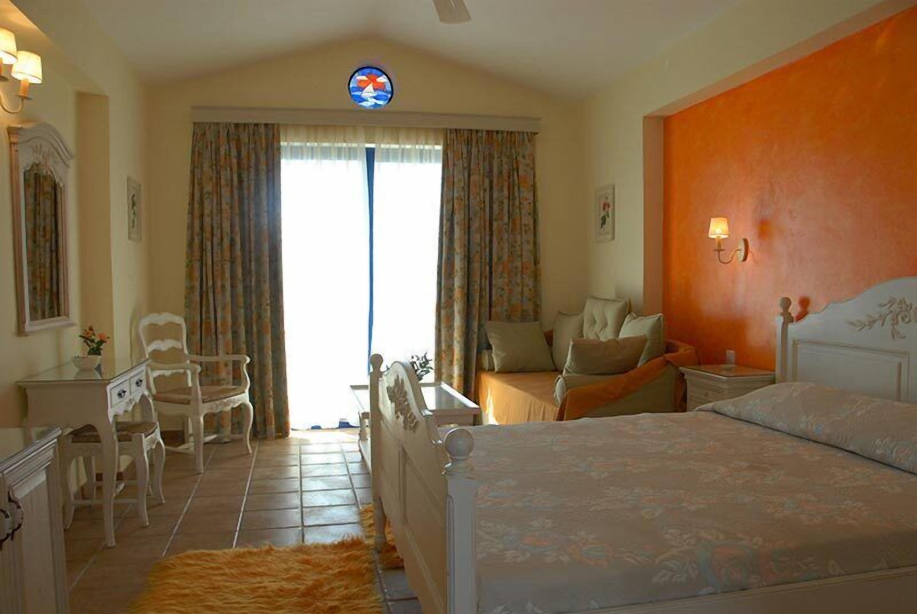 junior suite, sea view | blackout curtains, soundproofing, iron/ironing board
