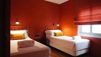 Appartement, 1 slaapkamer | Een kluis op de kamer, individueel gedecoreerd, individueel gemeubileerd