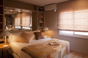 Deluxe appartement | Een kluis op de kamer, individueel gedecoreerd, individueel gemeubileerd
