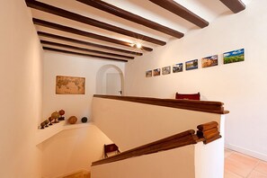 Interior - Hospedería de Alesves (Villafranca)