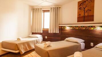 Minibar, caja de seguridad en la habitación y cortinas blackout