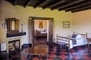 Basic Suite | Premium bedding, individually decorated, individually furnished, desk - Hotel Museo Mayan Inn de Guatemala (Chichicastenango)